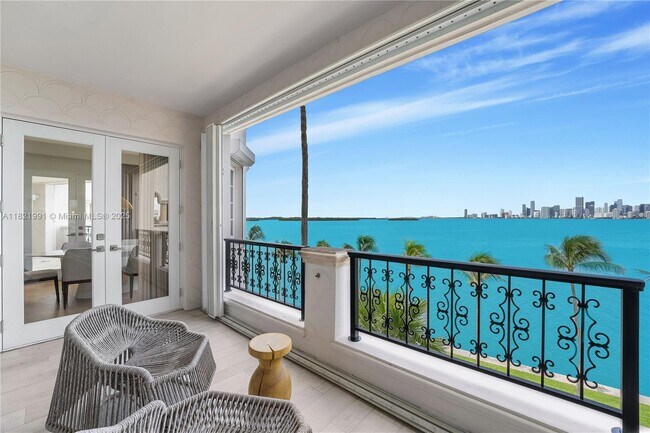 Building Photo - 5242 Fisher Island Dr