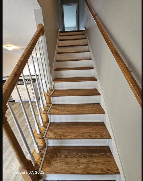 Building Photo - 303 Stewarts Landing Cir