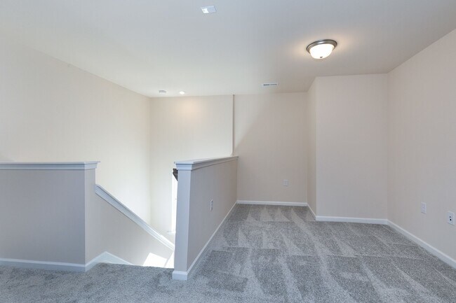 Building Photo - 237 Ribbon Rail St