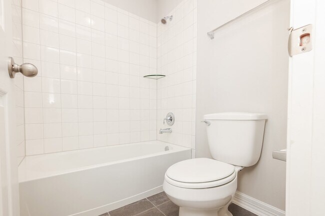 Building Photo - 2119 Stargrass Dr
