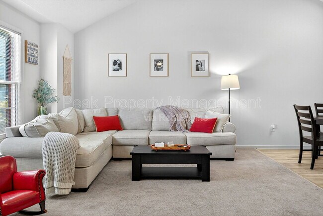 Building Photo - 4917 Hillery Ct