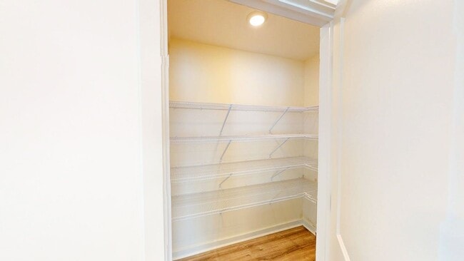 Building Photo - 3829 Genteel Dr