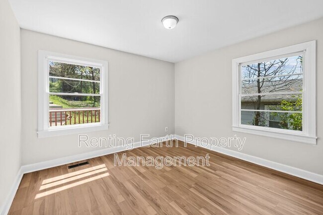 Building Photo - 3113 Pike Rd