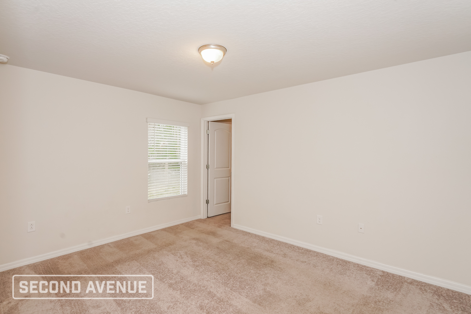 Building Photo - 114 Ramblewood Dr