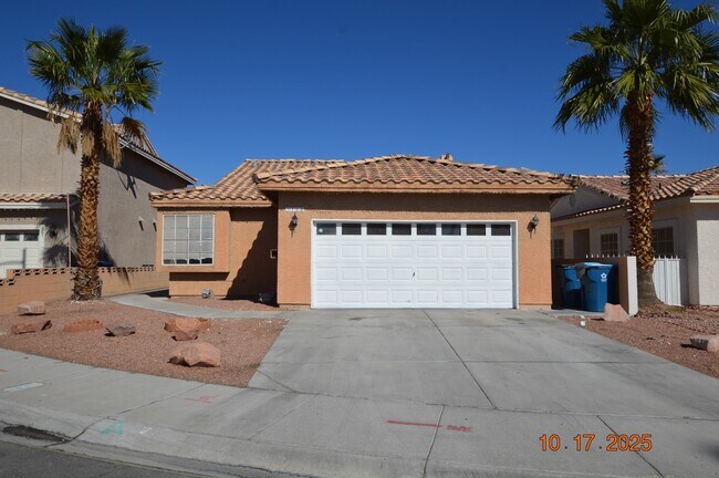 Primary Photo - 7712 Musical Ln