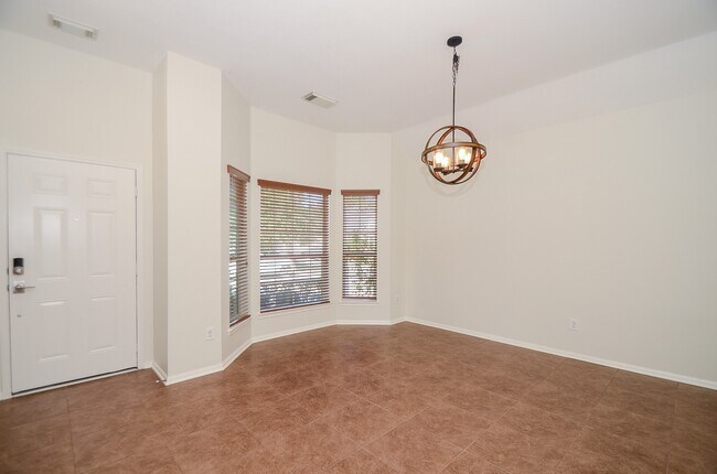 Building Photo - 12918 Hawthorne Shores Dr