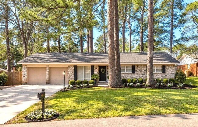 Building Photo - 9346 Shartel Dr