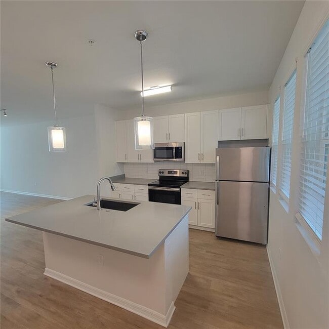 Building Photo - 6407 Brook Village Cove