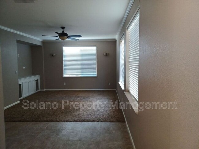 Building Photo - 213 Moscato Ct