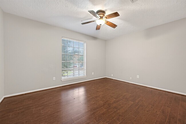 Building Photo - 7814 Millbrook Dr