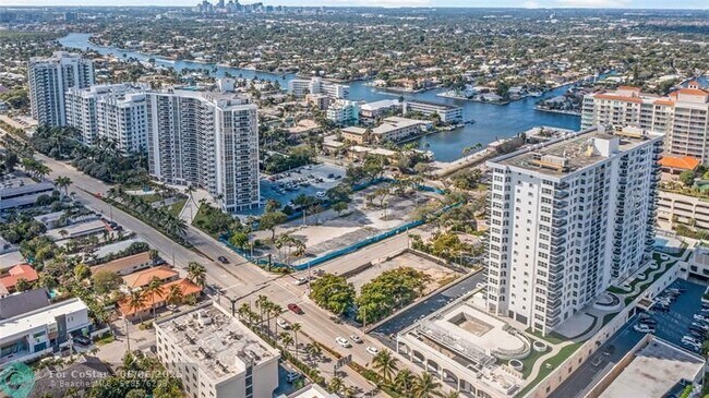 Building Photo - 3015 N Ocean Blvd