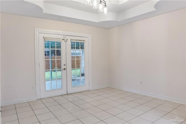 Building Photo - 2212 Lilly Cove Dr