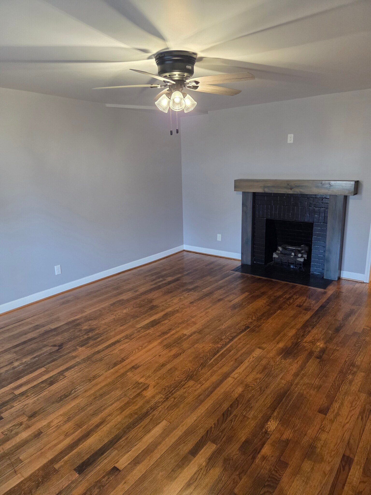 Building Photo - 415 Ford St