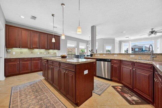 Building Photo - 17827 Harbour Bridge Point Dr