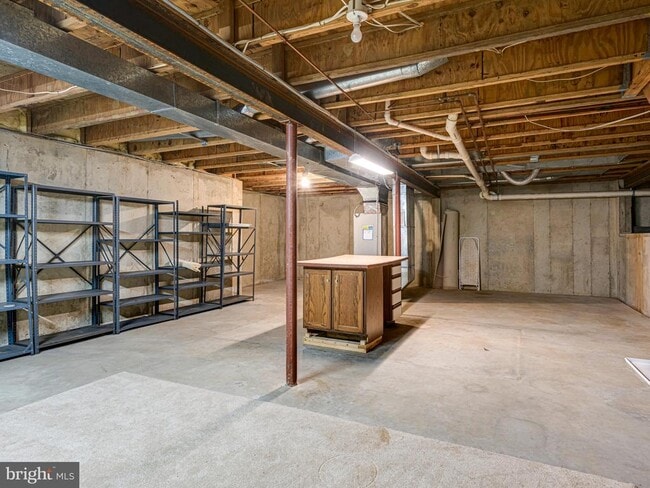 Building Photo - 1616 Todd Ln