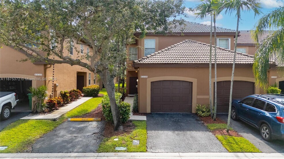 Building Photo - 1440 Coronado Rd