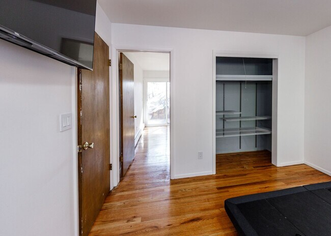 Building Photo - Palmer Park 3 bedroom