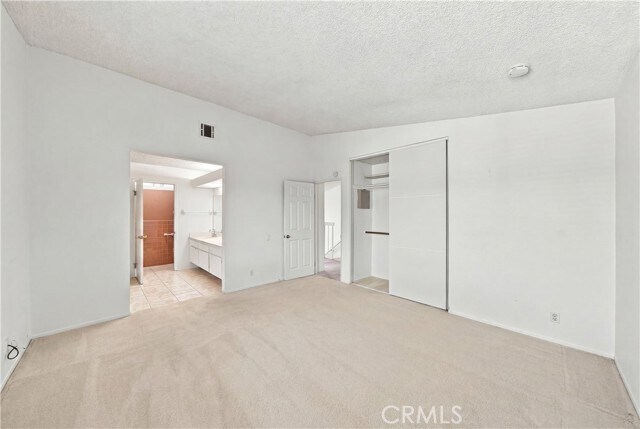 Building Photo - 482 Vista Del Norte