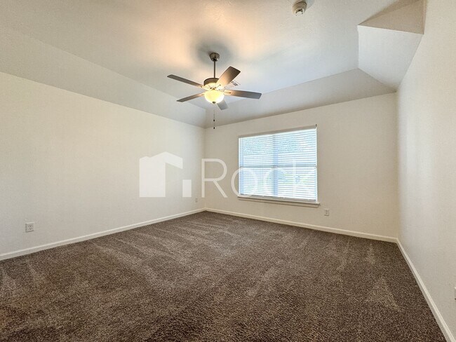 Building Photo - 1113 Magnolia Dr