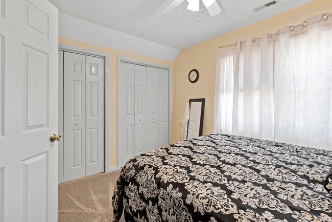 Building Photo - 202 Sand Dollar Cove