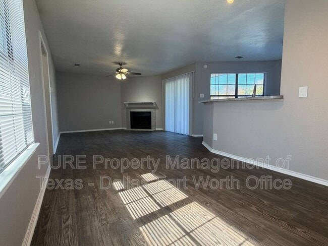 Building Photo - 806/104 Castleglen Drive