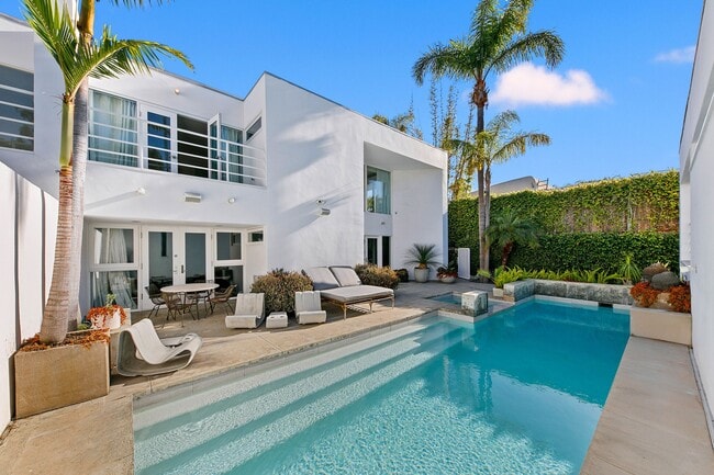 Building Photo - 27428 CA-1