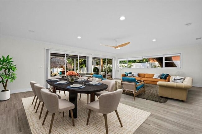 Building Photo - 12831 Shore Dr