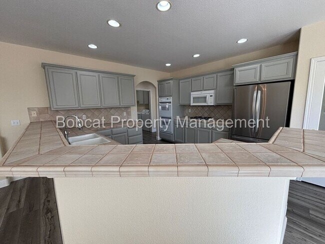 Building Photo - 2963 Hot Springs Dr