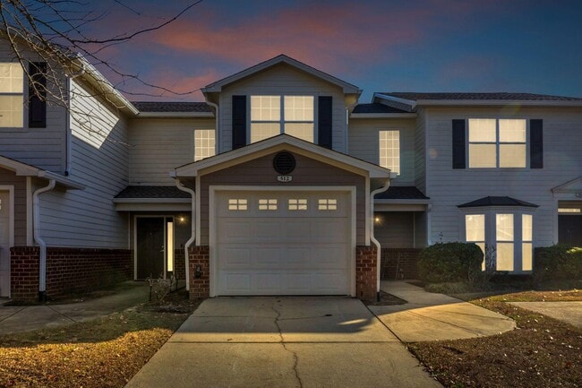 Building Photo - 512 Wingspan Way