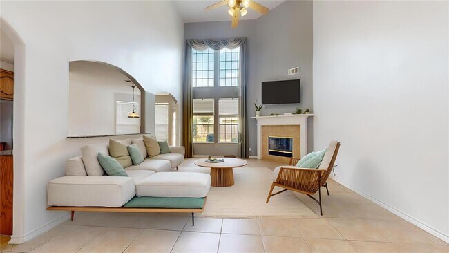 Building Photo - 16410 Bluff Springs Dr