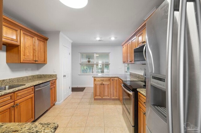 Building Photo - 6269 Confederate Dr