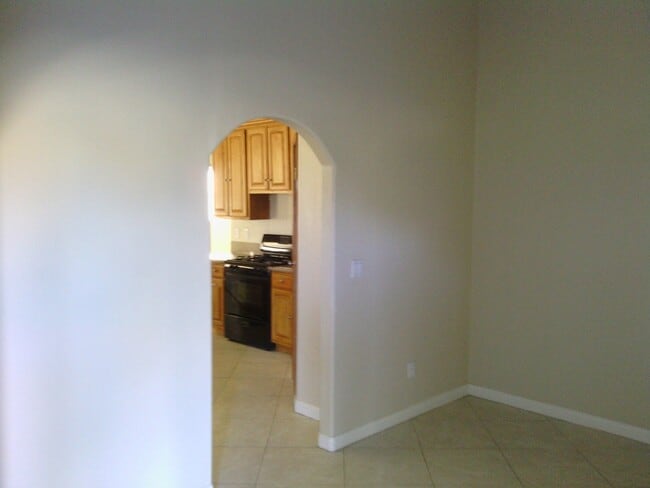 Building Photo - COMING SOON!! 4 bedrooms 2 bathroom home i...