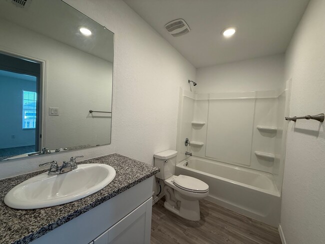 Building Photo - 3Bd 2Ba in Voss Farms Community, NBTX