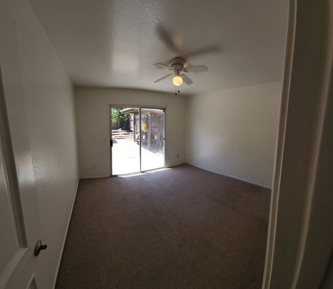 Building Photo - A Surfer's dream!! Short distance to the beach!!