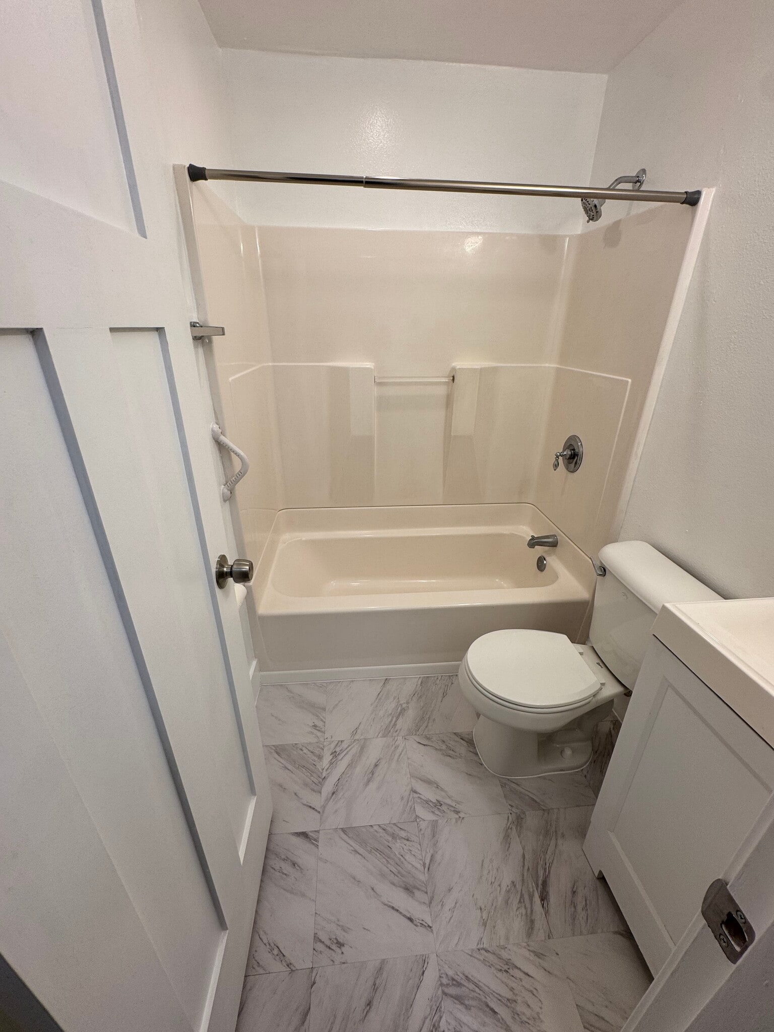 Building Photo - 3622 E 13th St