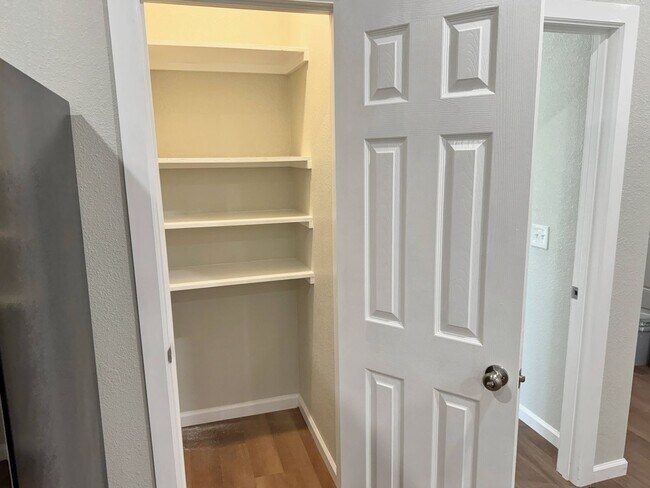 Building Photo - Fully Remodeled 3 Bed 2 Bath In Floral Hei...