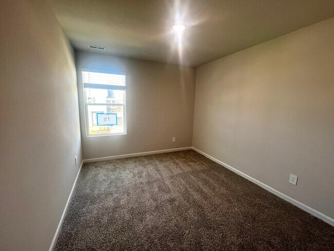 Building Photo - 1062 Winding Spg Dr
