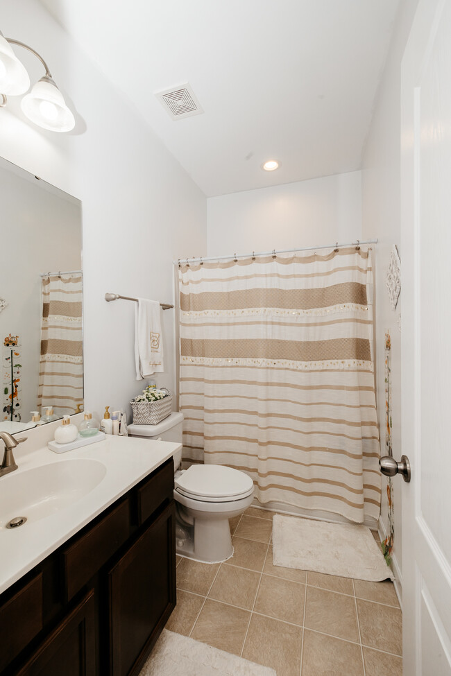 Building Photo - 3615 Haymont Ln