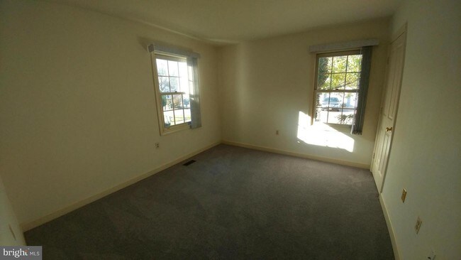 Building Photo - 2451 Bear Den Rd