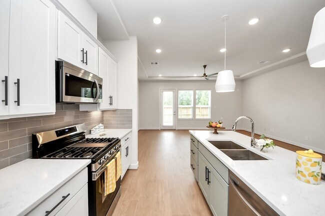 Building Photo - 1514 Colonial Gorge Dr