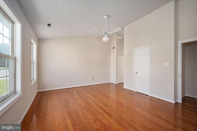 Building Photo - 80 Tanterra Dr