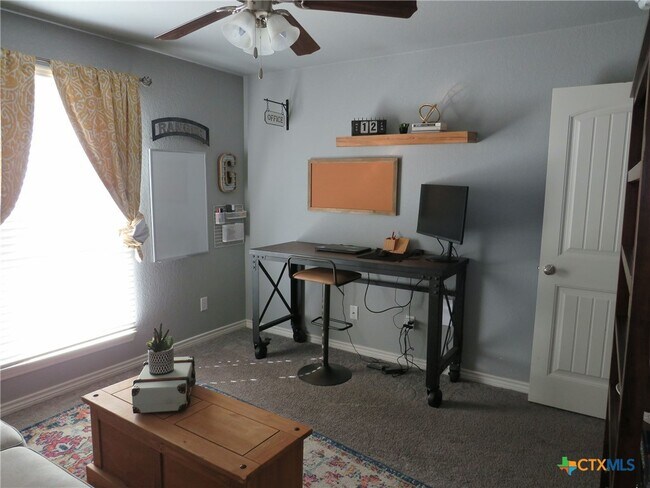 Building Photo - 1603 Excel Dr