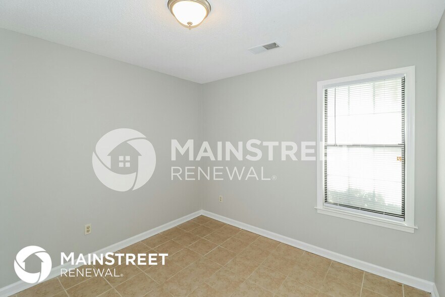Building Photo - 4022 Castile St
