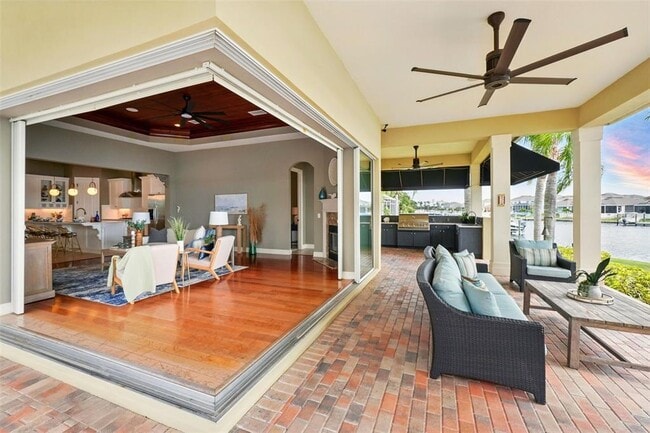 Building Photo - 5405 Merritt Island Dr