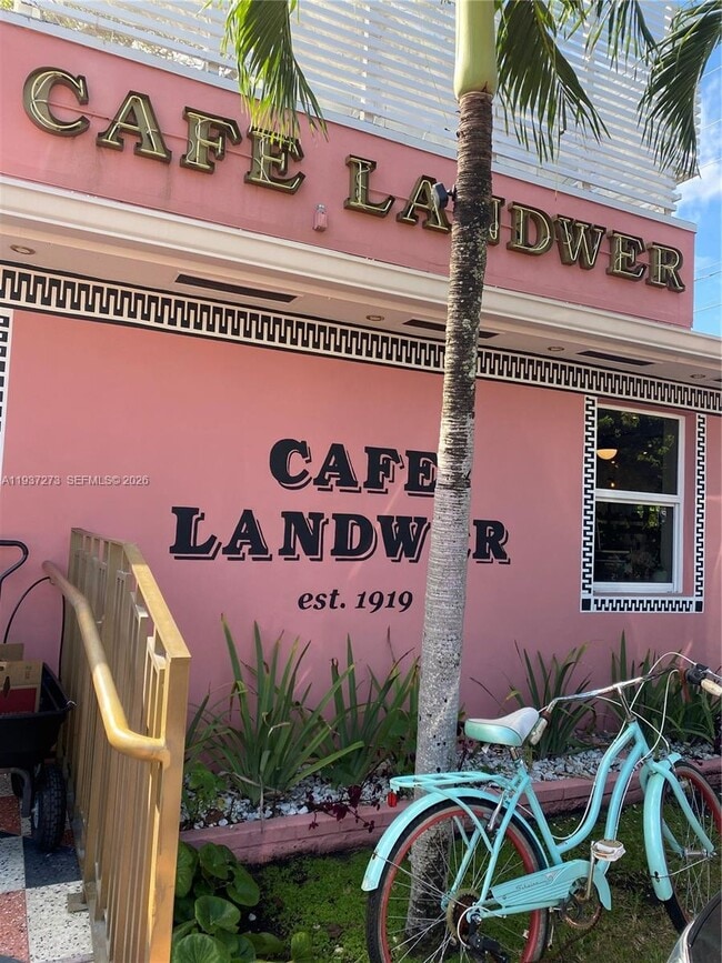 Building Photo - 2500 NE 209th Terrace