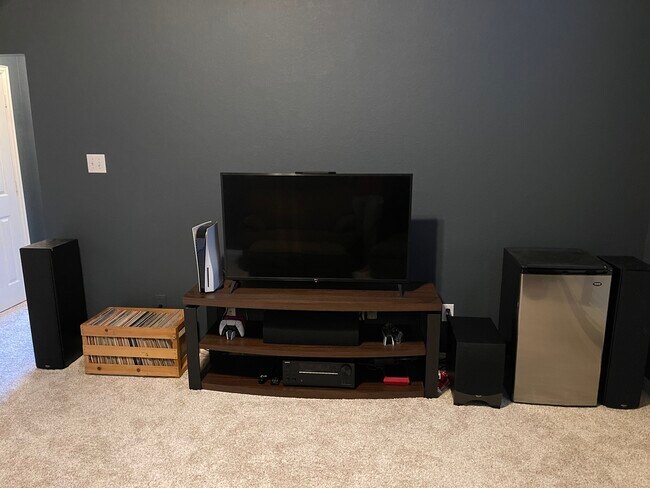 Upstairs Entertainment Room - 328 Auburn Way