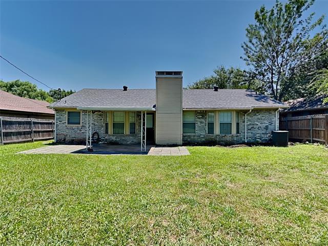 Building Photo - 615 Sherman Dr