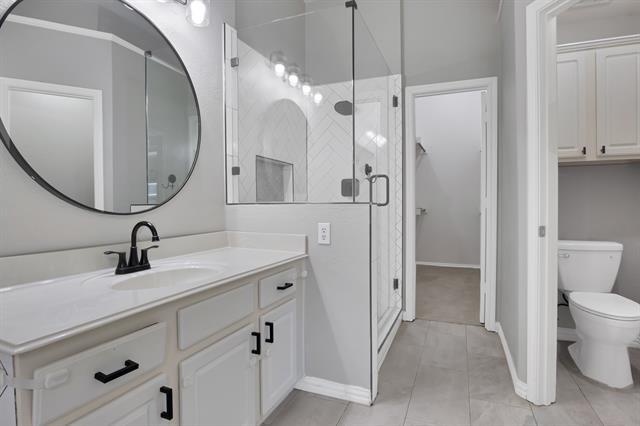 Building Photo - 9409 Stonewood Dr