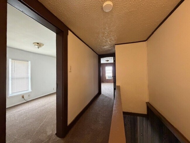 Building Photo - 1961-1963 Kenton St.