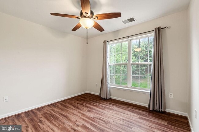Building Photo - 15701 Palermo Terrace